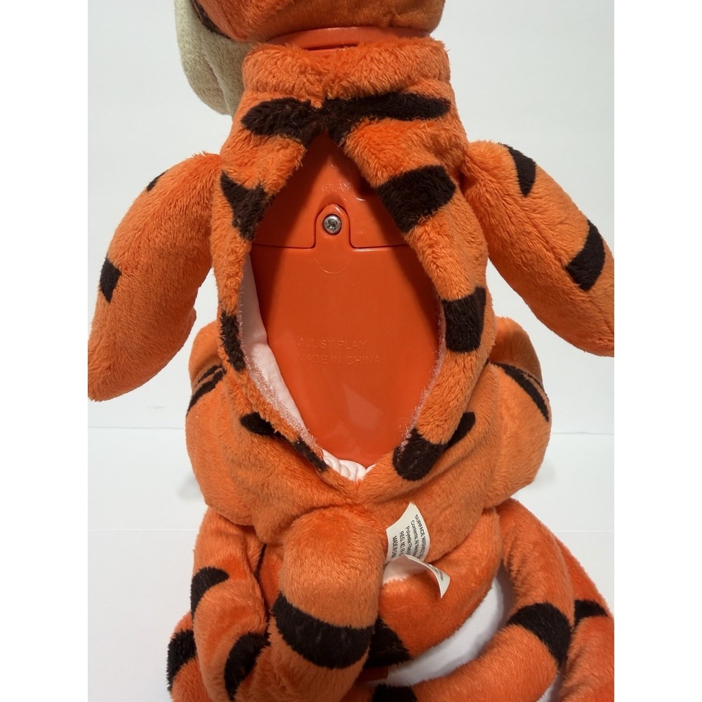Vintage Fisher-Price Disney, 2005 Turbo Tail Tigger, Bounces,Sings & Talks,WORKS - Picture 6 of 7